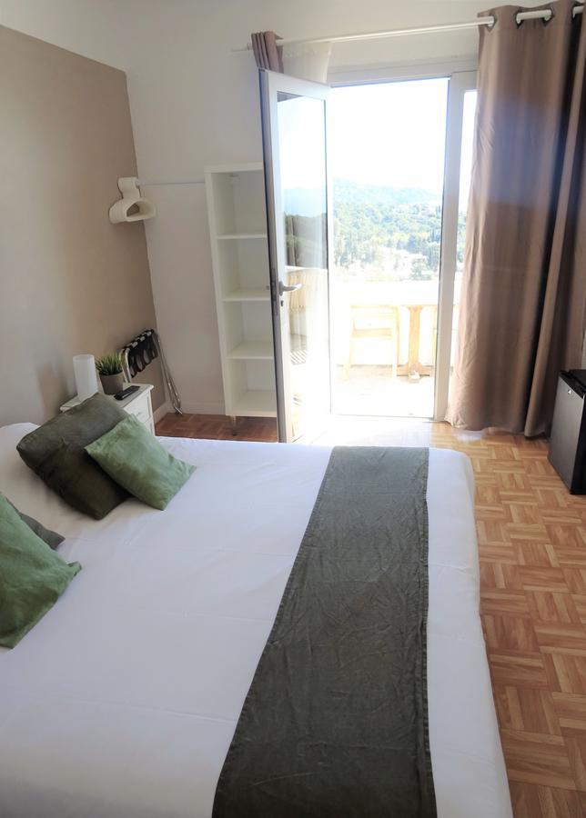Azur Hotel Le Lavandou Exterior photo