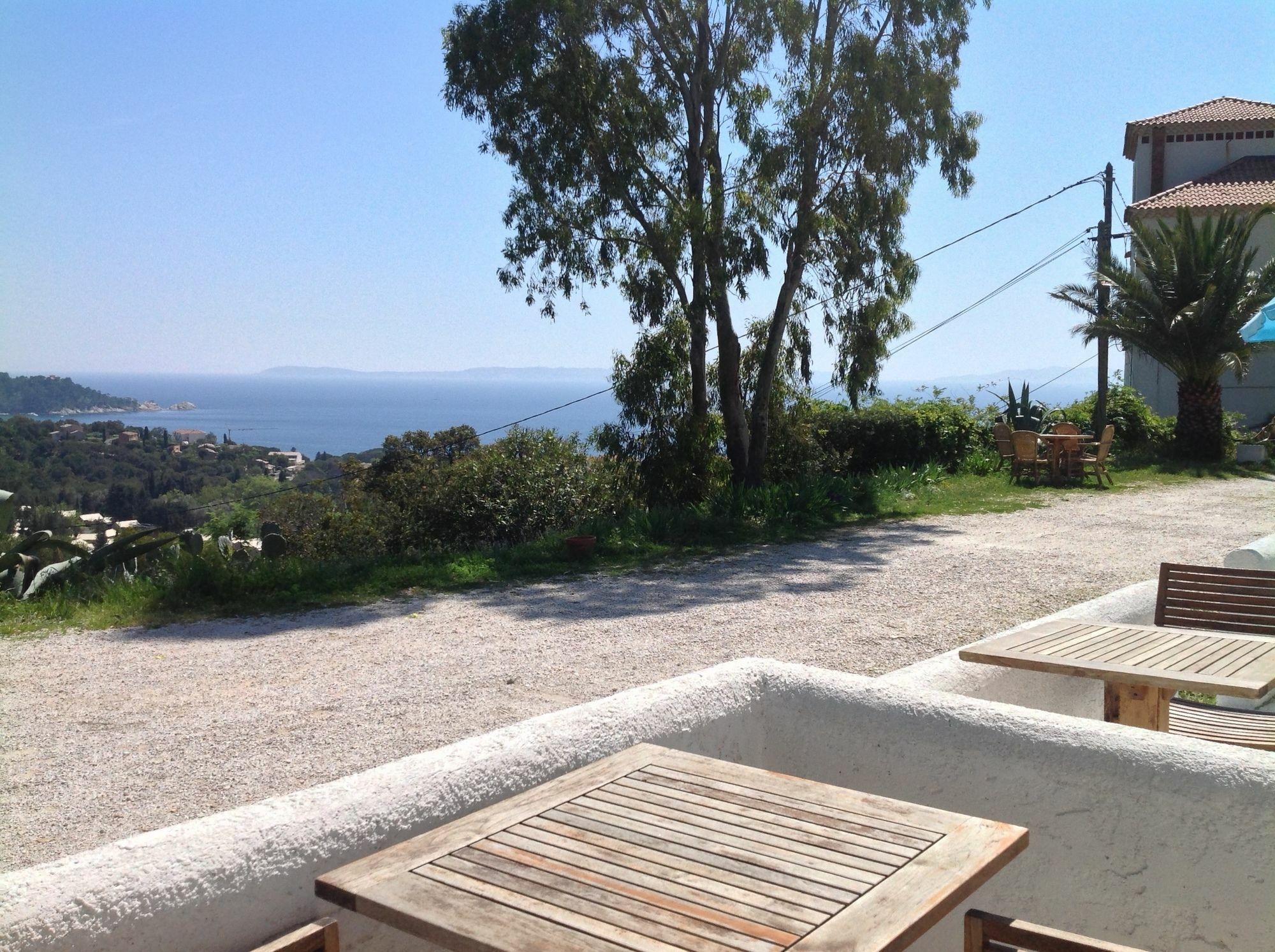 Azur Hotel Le Lavandou Exterior photo
